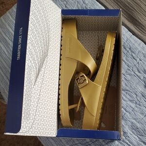 Birkenstock Women’s Gold Metallic Slide Sandal